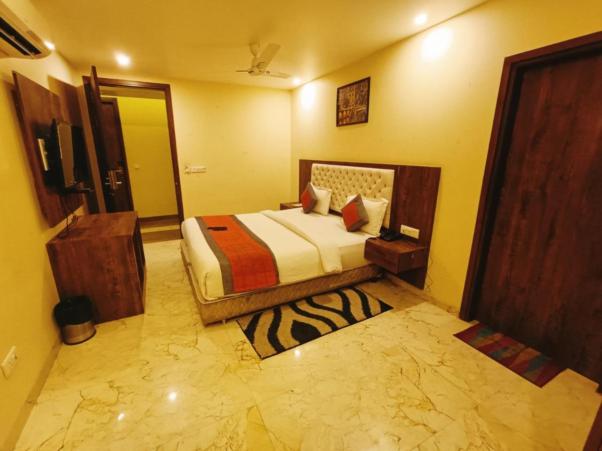 Mayda Inn- A Boutique Hotel Нью-Дели Экстерьер фото