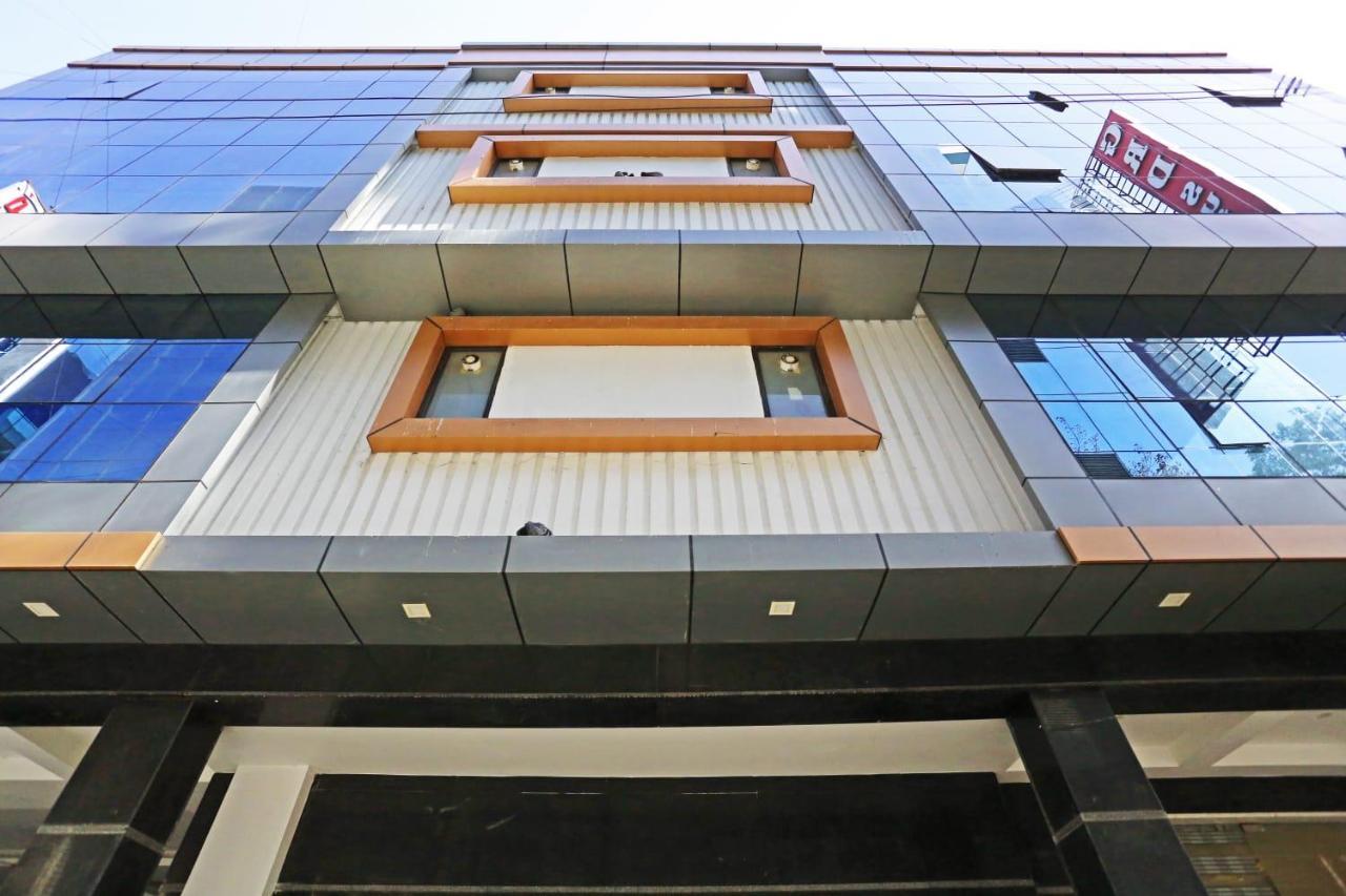 Mayda Inn- A Boutique Hotel Нью-Дели Экстерьер фото