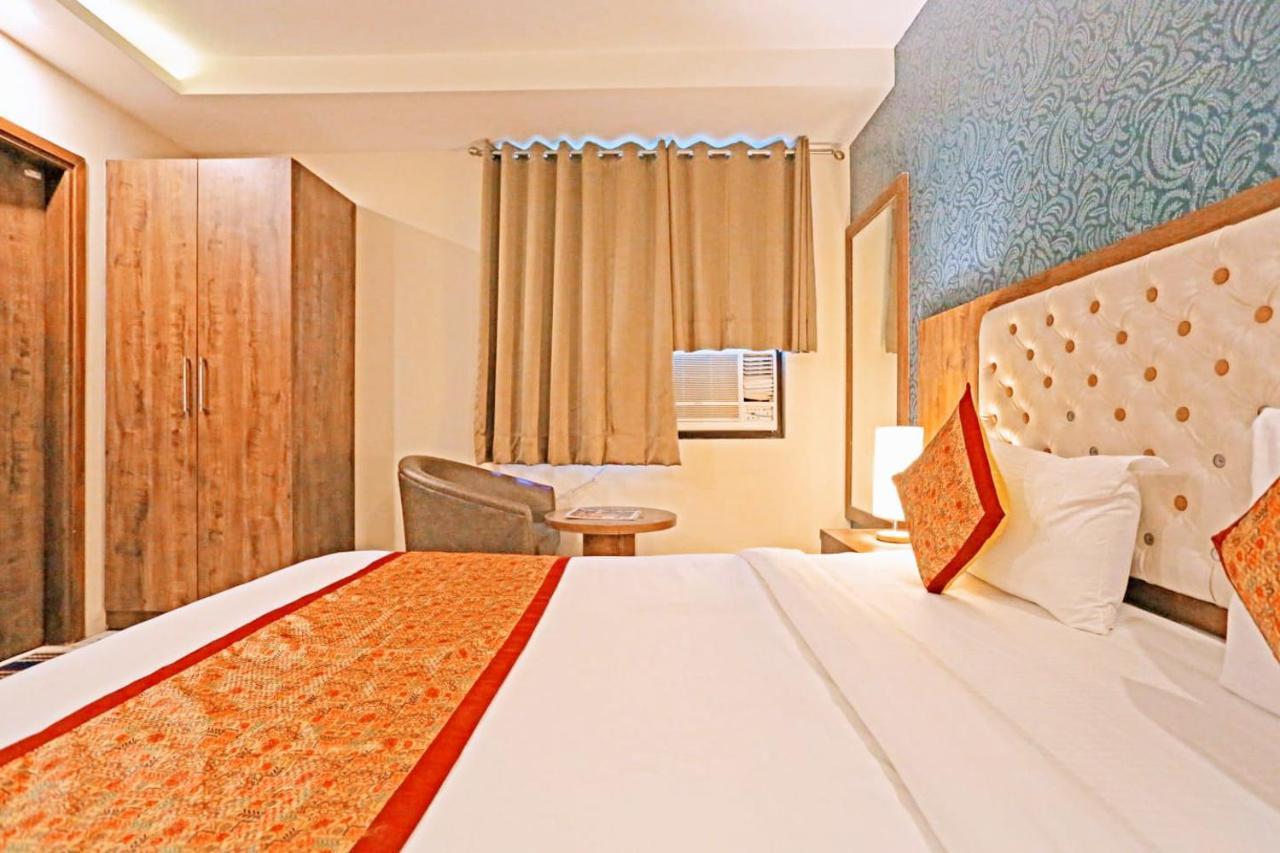 Mayda Inn- A Boutique Hotel Нью-Дели Экстерьер фото