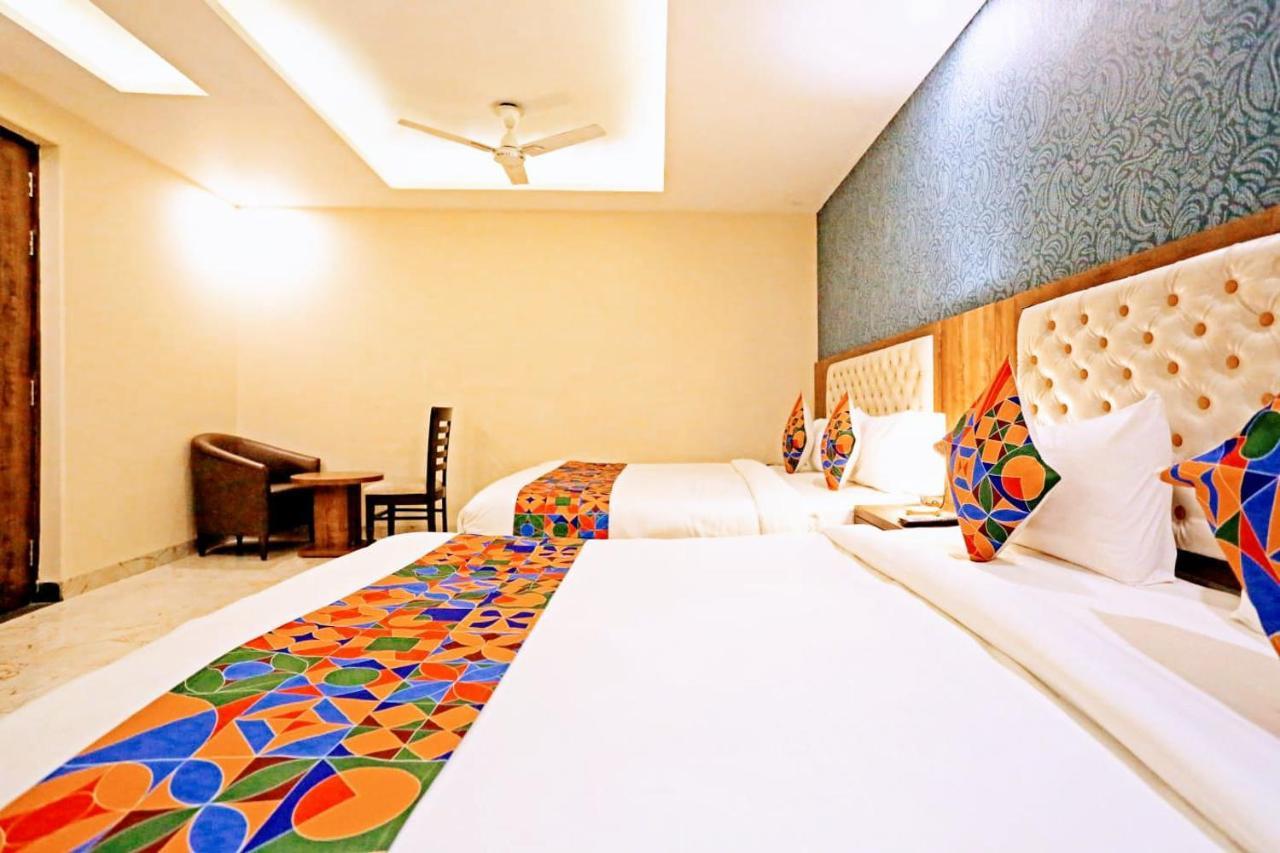 Mayda Inn- A Boutique Hotel Нью-Дели Экстерьер фото