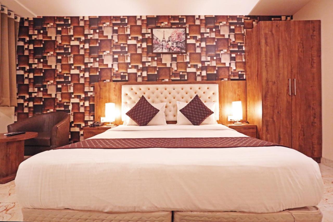 Mayda Inn- A Boutique Hotel Нью-Дели Экстерьер фото